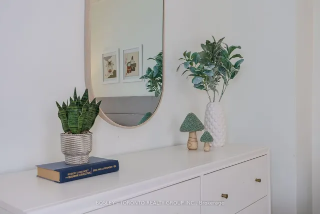 Additional image 27 of 96 Gillard Ave