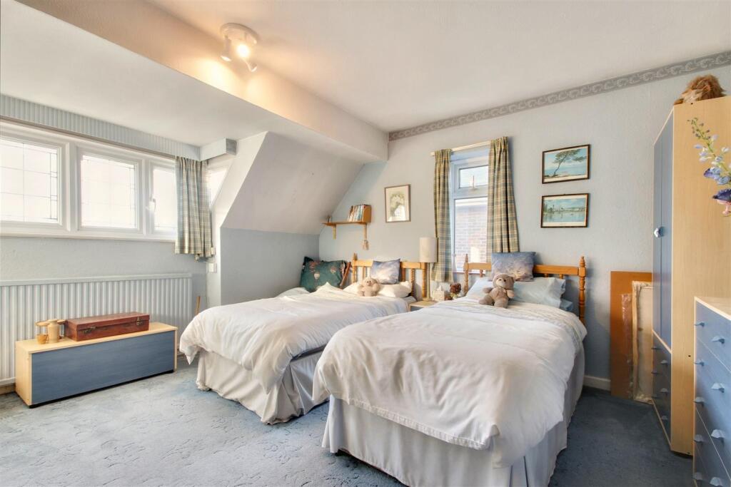 Additional image 11 of Arlington Avenue, Goring-By-Sea, Worthing