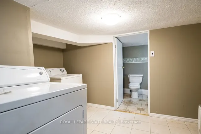 Additional image 30 of 136 Dundurn St