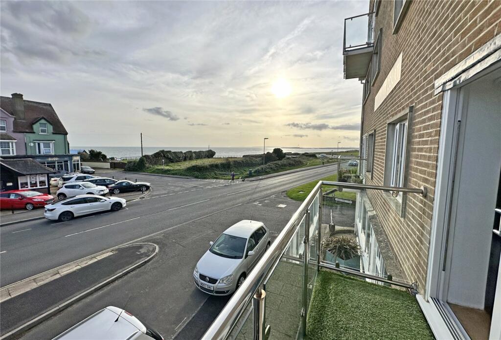 Additional image 11 of Marine Drive, Barton on Sea, New Milton, Hampshire, BH25