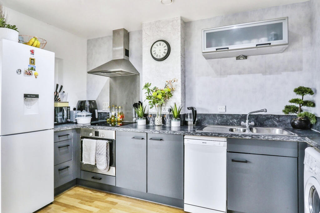 Additional image 10 of Commercial Road, BOURNEMOUTH