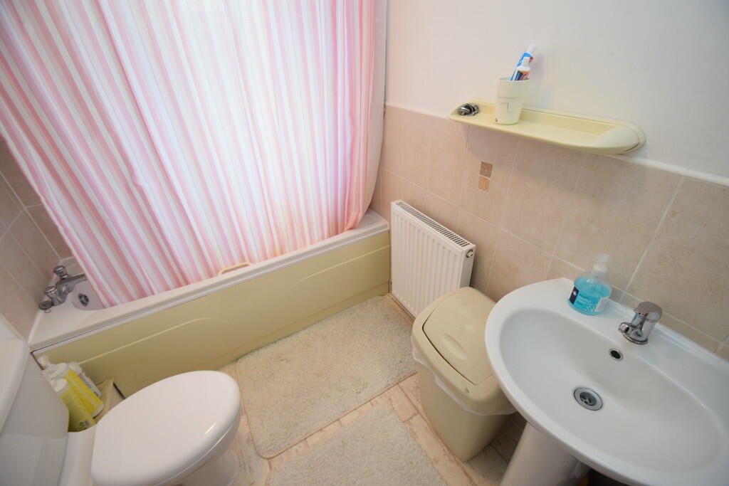 Additional image 11 of Burghley Walk, Shipley