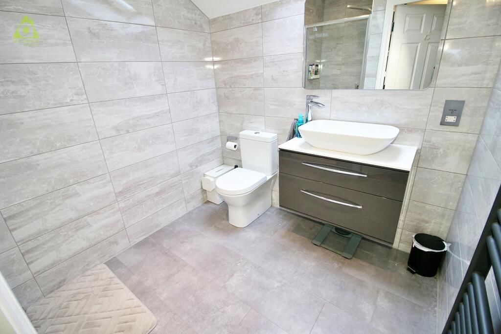 Additional image 13 of Marsh Fold, Westhoughton, BL5 3GJ