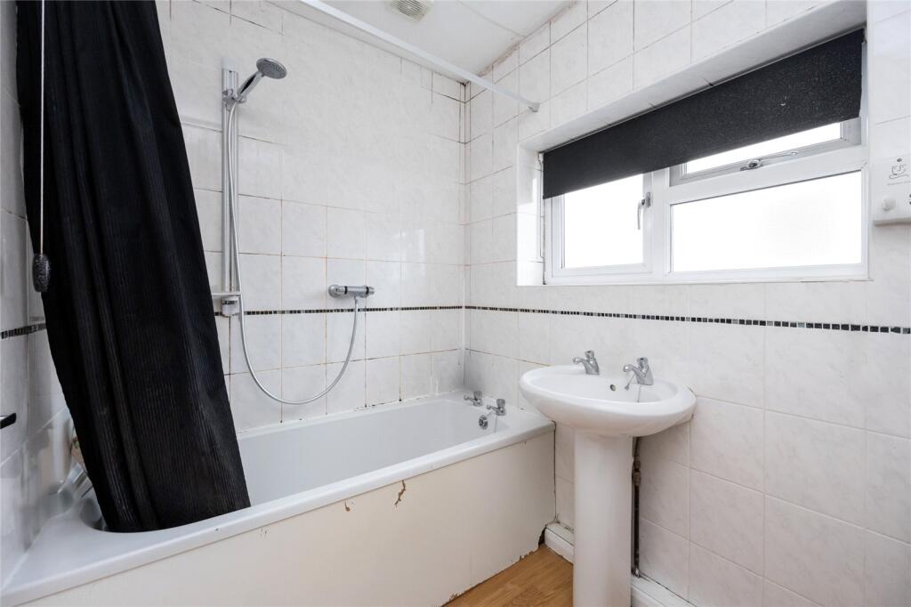 Additional image 14 of Thorncroft Road, Littlehampton, West Sussex, BN17