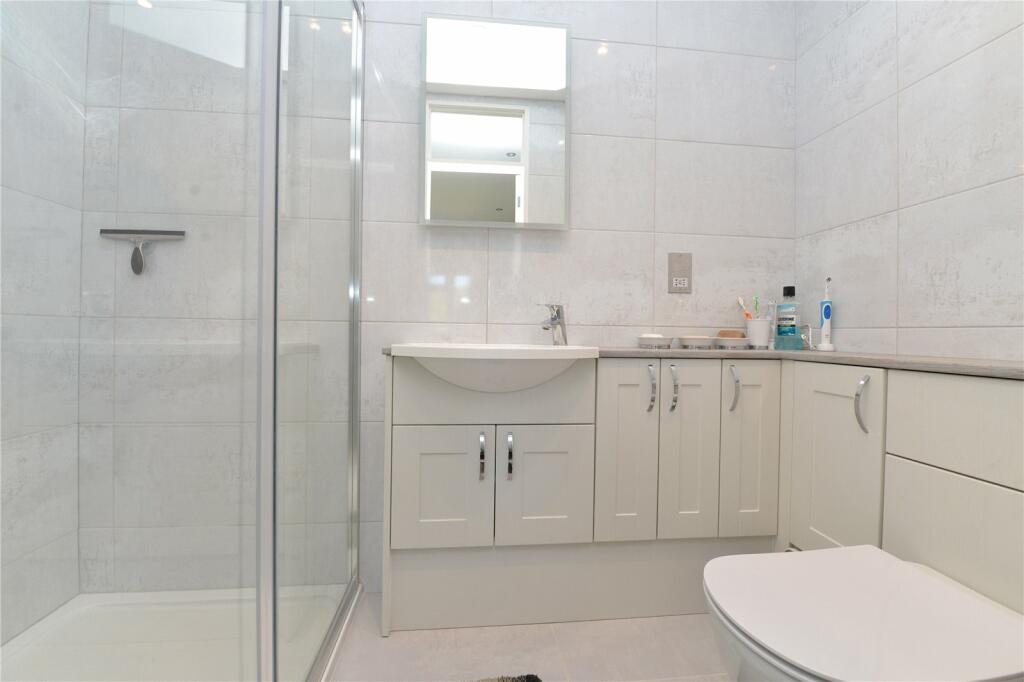 Additional image 8 of Beach Avenue, Barton on Sea, New Milton, Hampshire, BH25