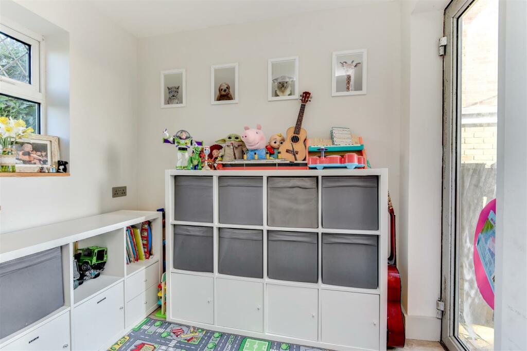 Additional image 24 of Marine Crescent, Goring-By-Sea, Worthing