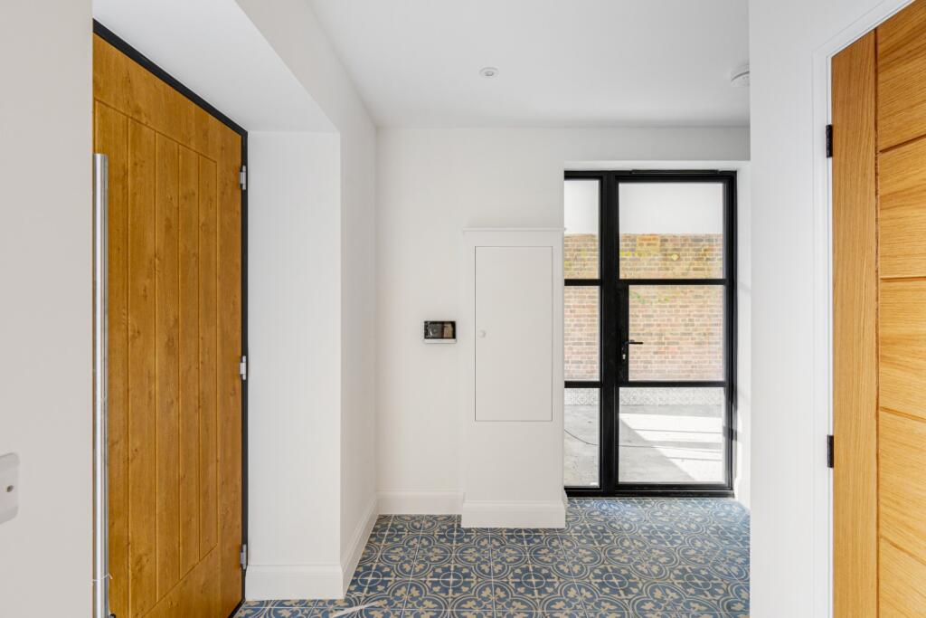 Additional image 9 of The Hove Dairy