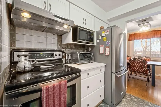 Additional image 9 of 201 Queen Victoria Dr Unit 137