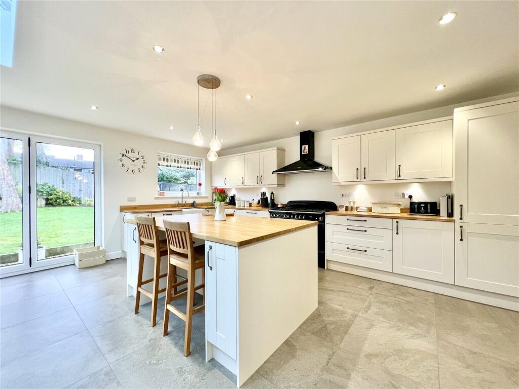 Additional image 5 of Curzon Way, Highcliffe On Sea, Christchurch, Dorset, BH23