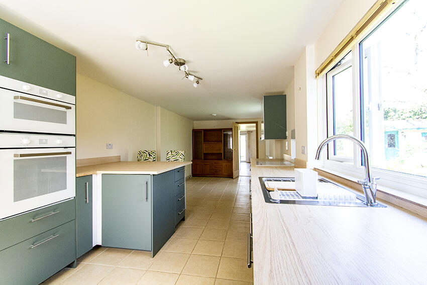 Additional image 10 of Large 1 Bedroom Apartment