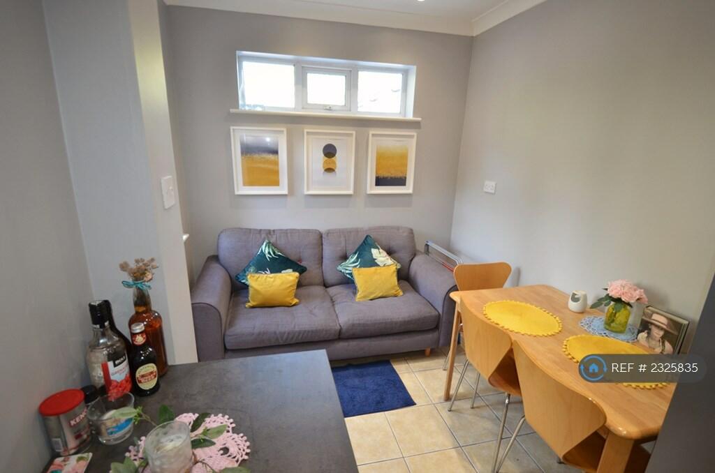 Additional image 7 of Wroxham Road, Poole, BH12