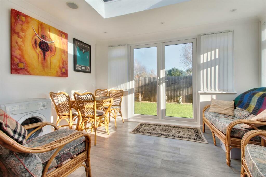 Additional image 5 of Glynde Avenue, Goring-By-Sea, Worthing