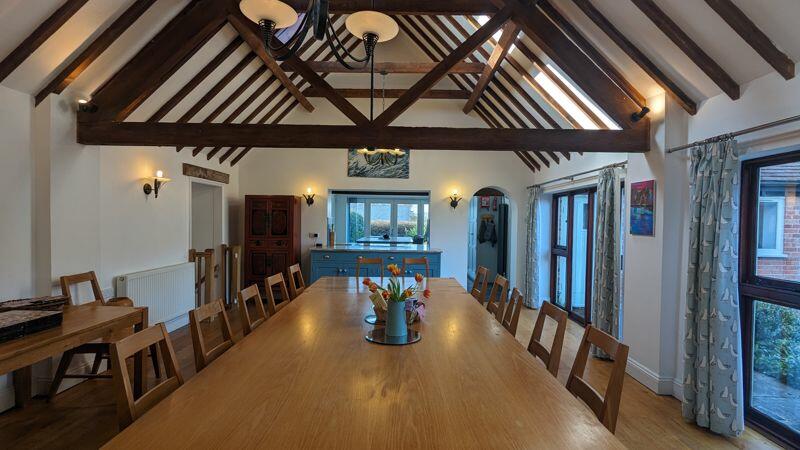 Additional image 5 of Woodyhyde Courtyard with Tennis Court and indoor Swimming Pool