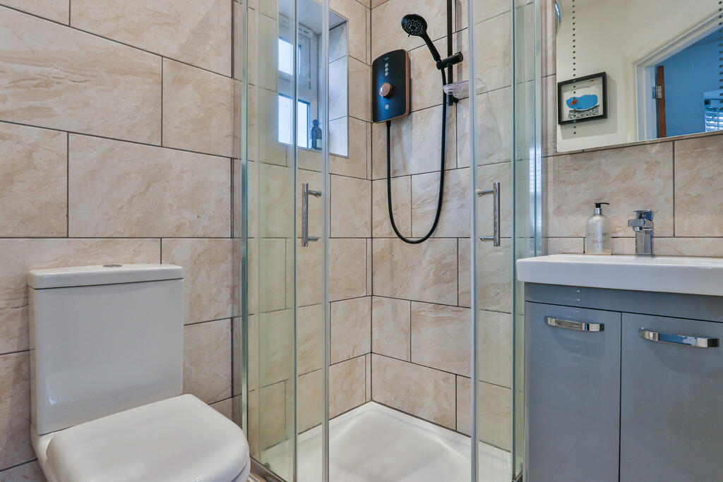 Additional image 11 of Pine Vale Crescent