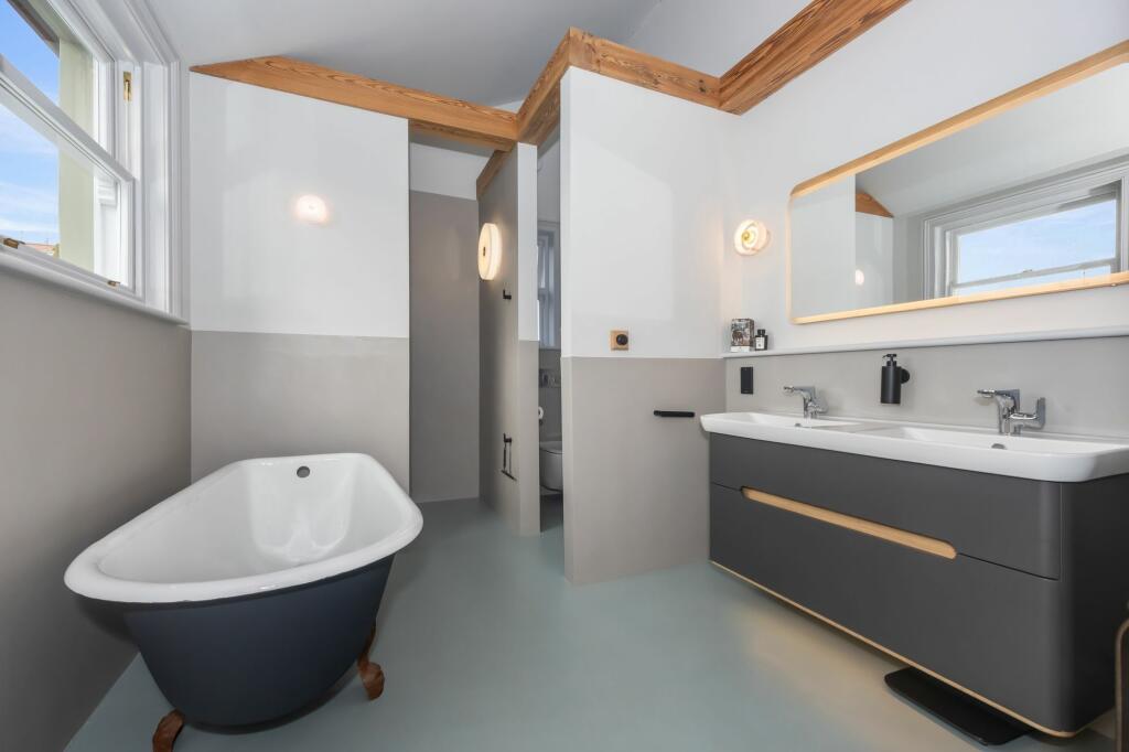 Additional image 14 of Westbourne Gardens, Hove, BN3