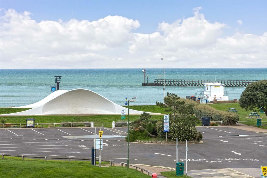 Additional image 2 of South Terrace, Littlehampton, BN17 5LE