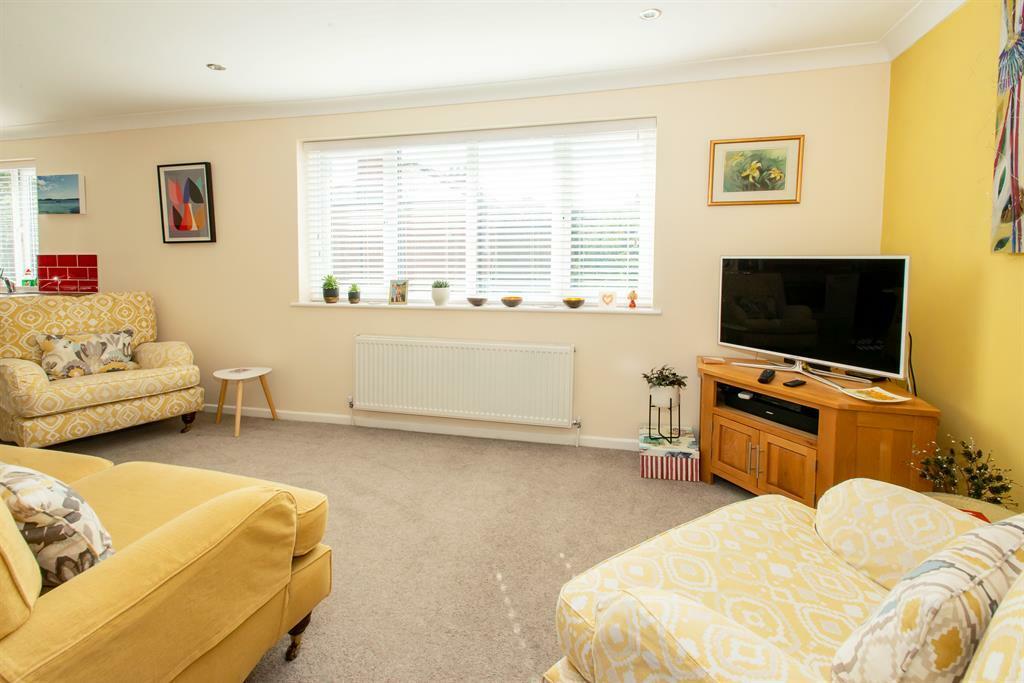 Additional image 6 of Holme Road, Highcliffe, Christchurch, Dorset, BH23 5LJ