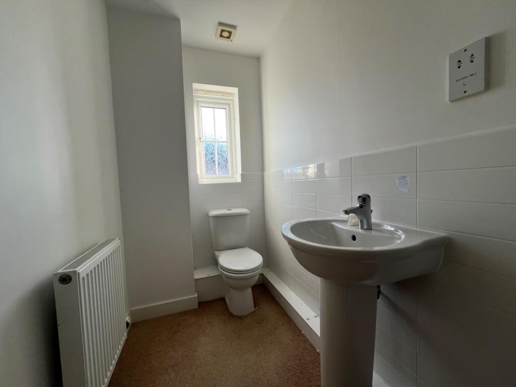 Additional image 6 of 30 Sandhill Close, Bradford, West Yorkshire, BD8 0DZ