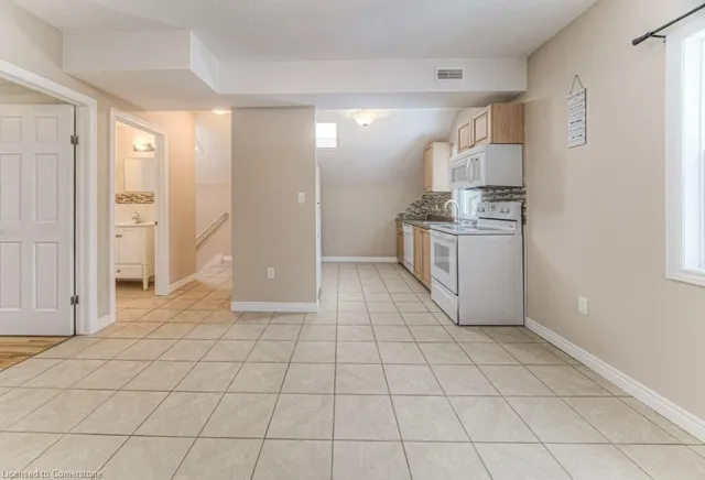 Additional image 27 of 67 Wellington St