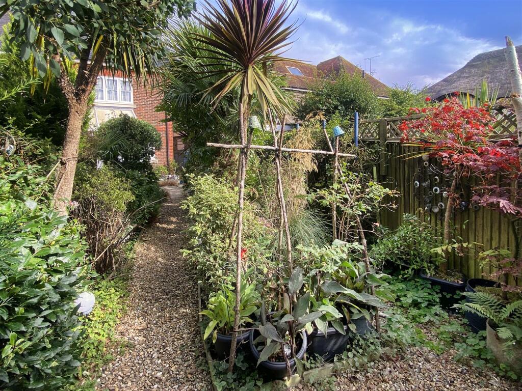 Additional image 18 of Elm Farm Cottages, Old Manor Road, Rustington