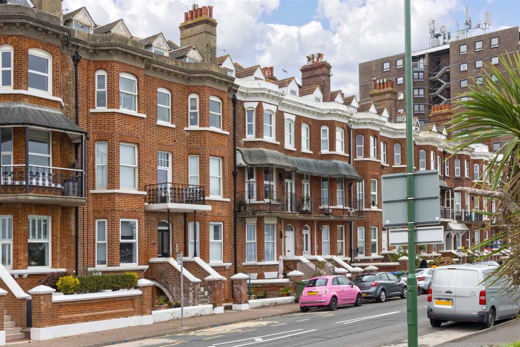 Additional image 12 of South Terrace, Littlehampton, BN17 5LE