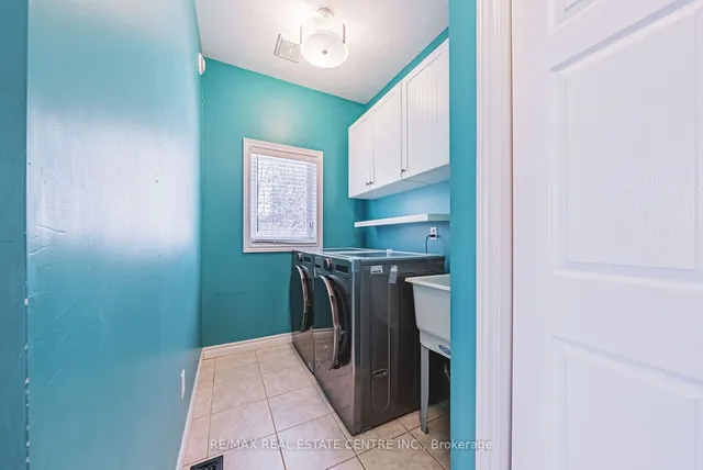 Additional image 17 of 524 Country Clair Pl