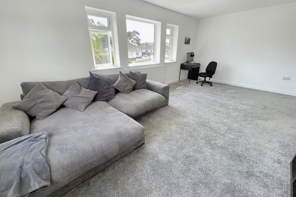 Additional image 2 of Queens Park