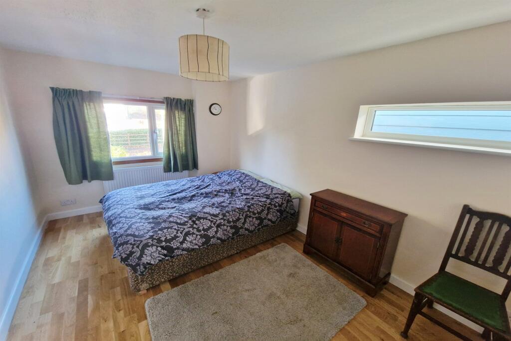 Additional image 14 of Broadstone