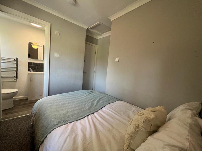 Additional image 19 of Auckland Drive, Brighton