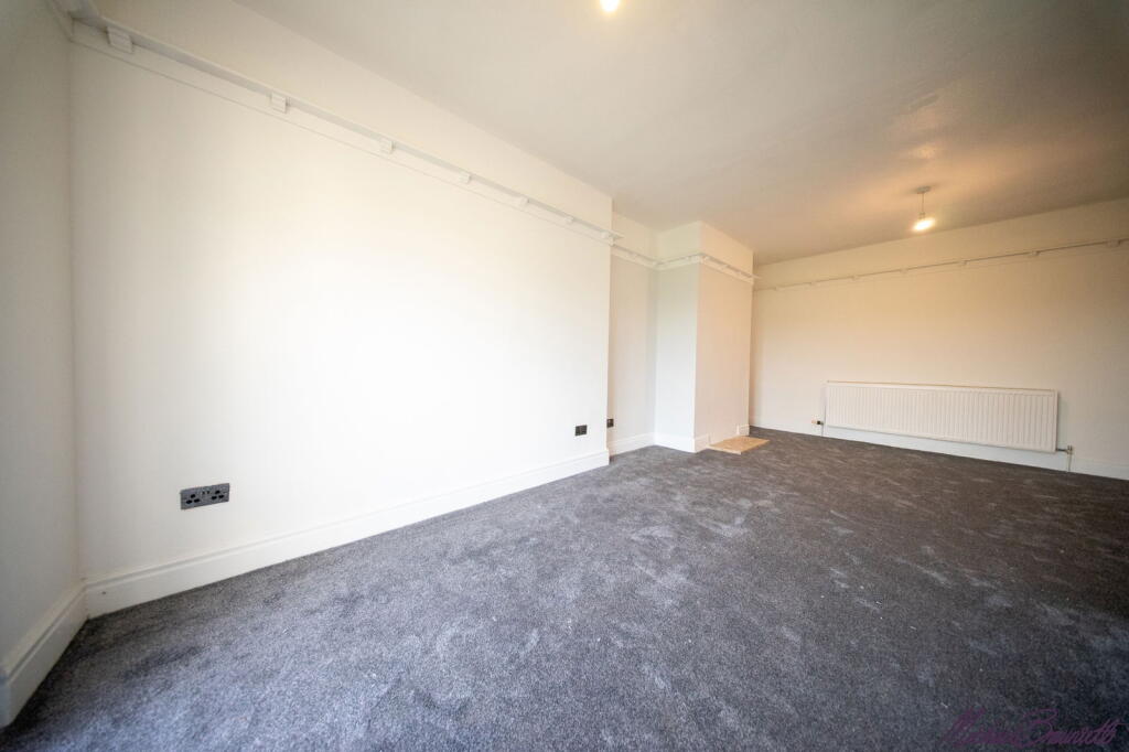 Additional image 6 of Hunsworth Lane, Cleckheaton, BD19 4DT