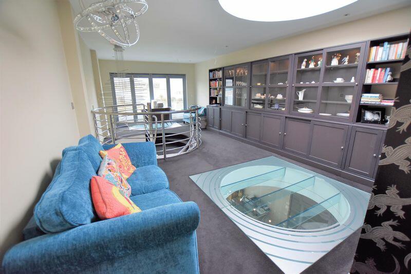 Additional image 14 of STUNNING BEACH HOUSE