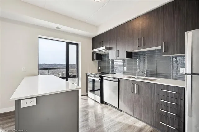 Additional image 8 of 15 Queen St S St Unit 2114