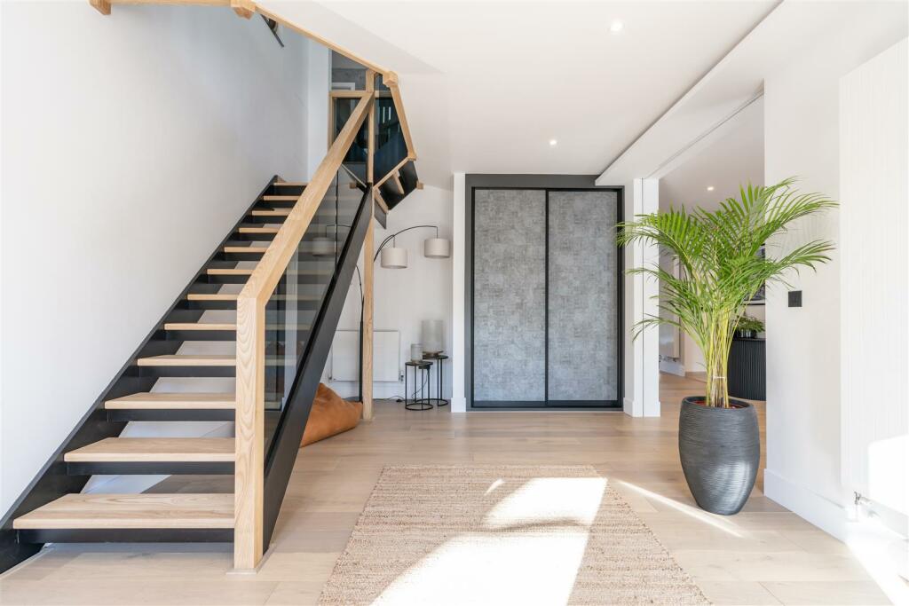 Additional image 5 of Newton Road, Canford Cliffs