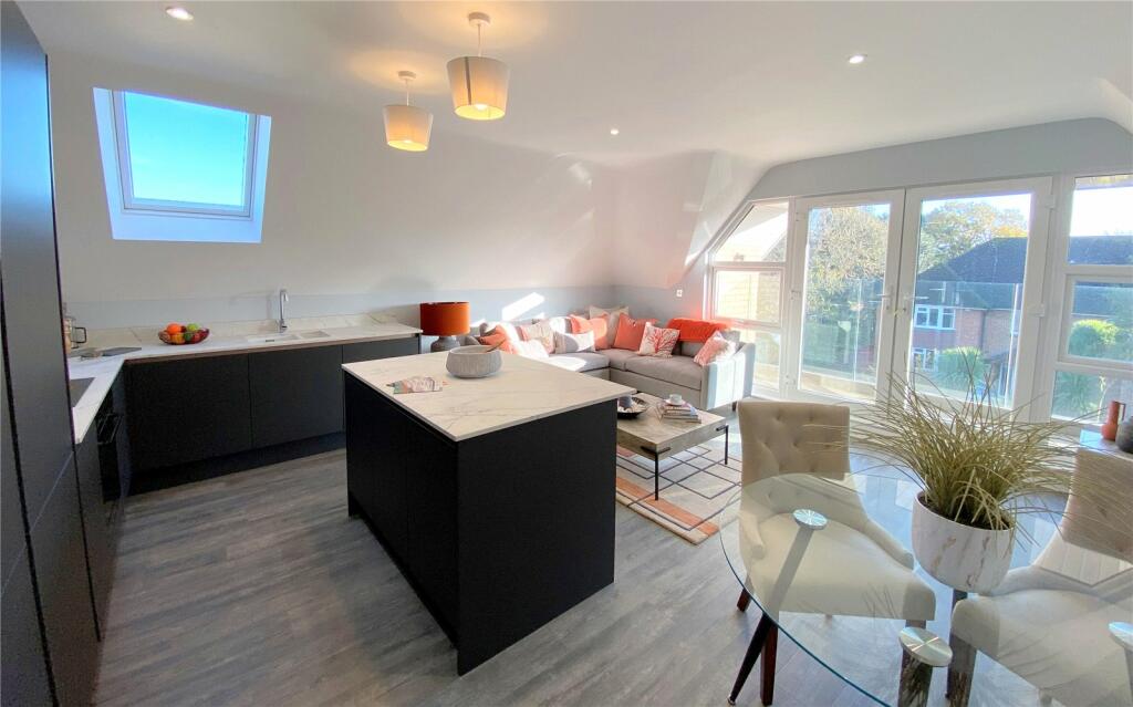 Additional image 2 of Vita Maris, 19-21 Wortley Road, Highcliffe, Dorset, BH23