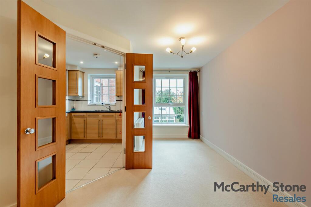 Additional image 5 of Claridge House, Littlehampton, West Sussex, BN17 5FE