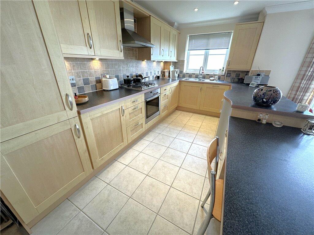 Additional image 5 of Chatham Court, 28 Chatham Green, Eastbourne