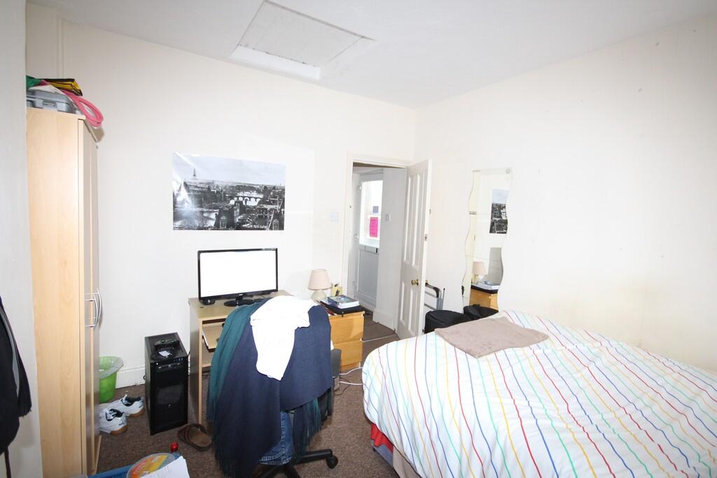 Additional image 5 of Wimborne Road, Bournemouth