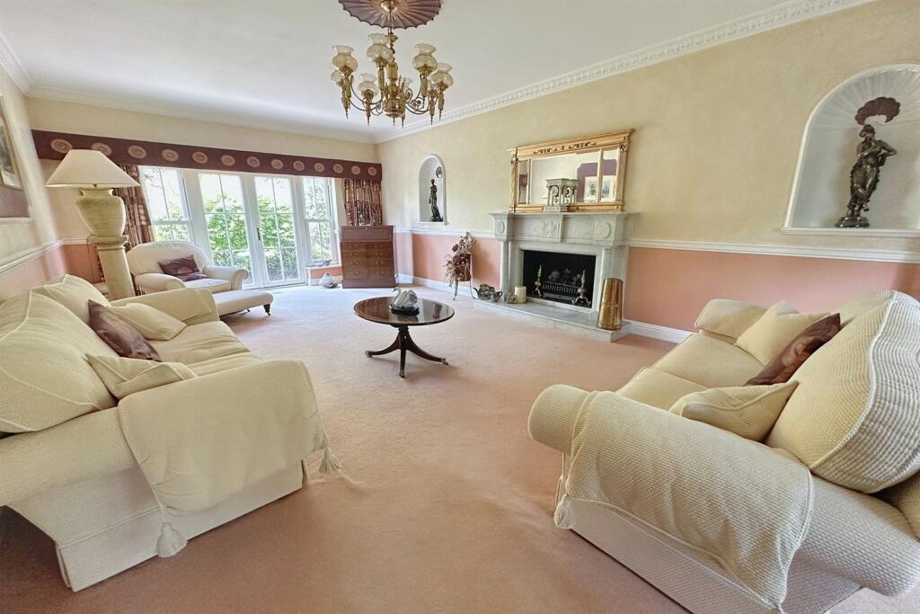 Additional image 4 of Ferndown