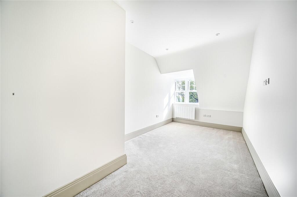 Additional image 6 of 11 Bordeaux, HIghcliffe, Christchurch, Dorset, BH23