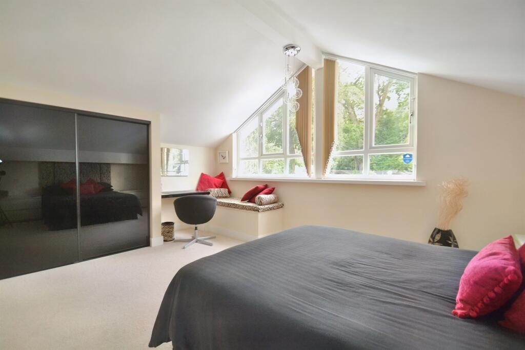 Additional image 24 of Broadstone