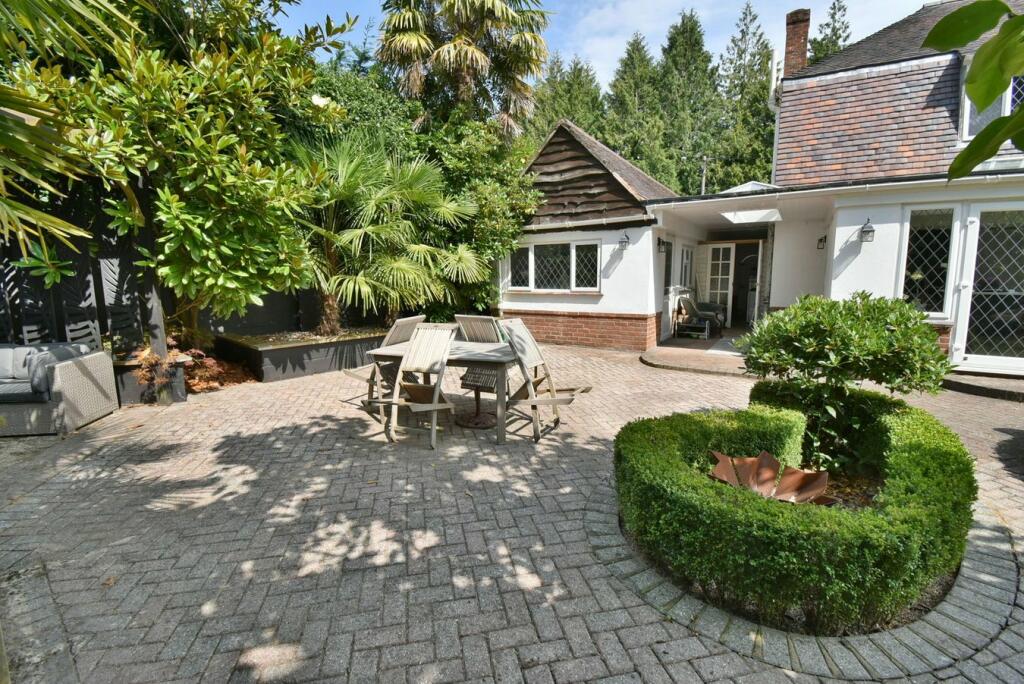 Additional image 31 of Queens Road, Ferndown, BH22
