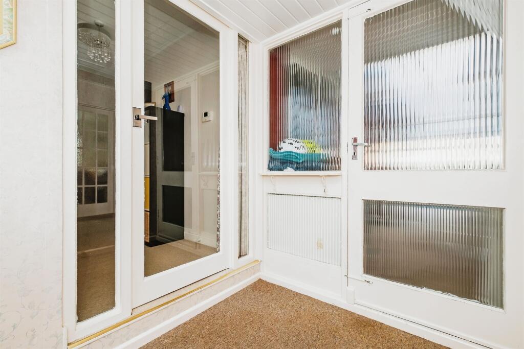 Additional image 7 of Fernhurst Drive, Goring-By-Sea, Worthing