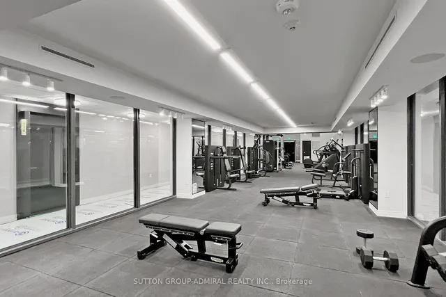 Additional image 24 of 158 Front St Unit 1412