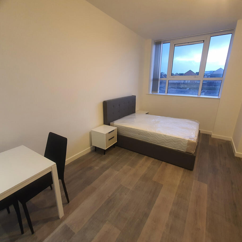 Additional image 4 of The Card House, Bingley Road, Bradford, West Yorkshire, BD9