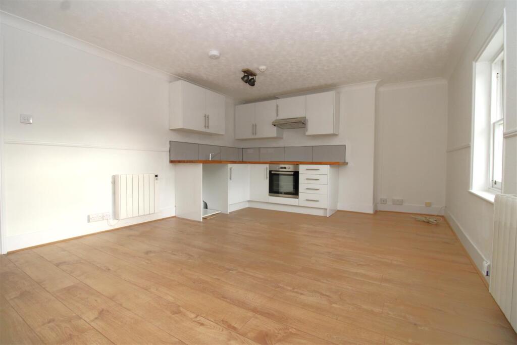 Additional image 10 of Western Road, Littlehampton