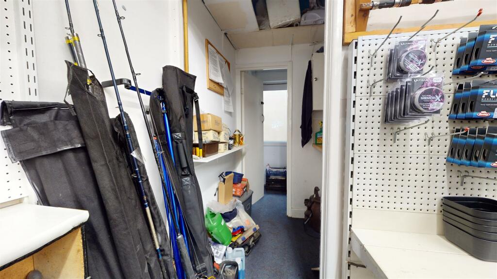 Additional image 24 of Flat and Shop, High Street