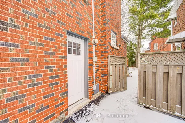 Additional image 38 of 1212 King St