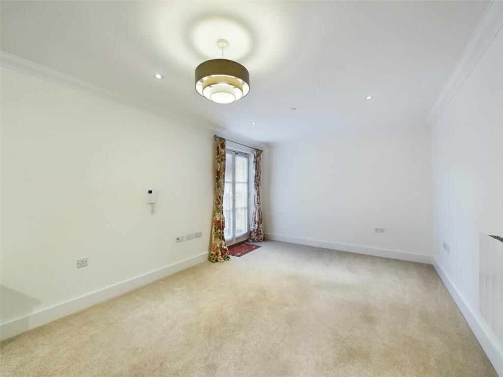 Additional image 9 of High Street, Christchurch, Dorset, BH23