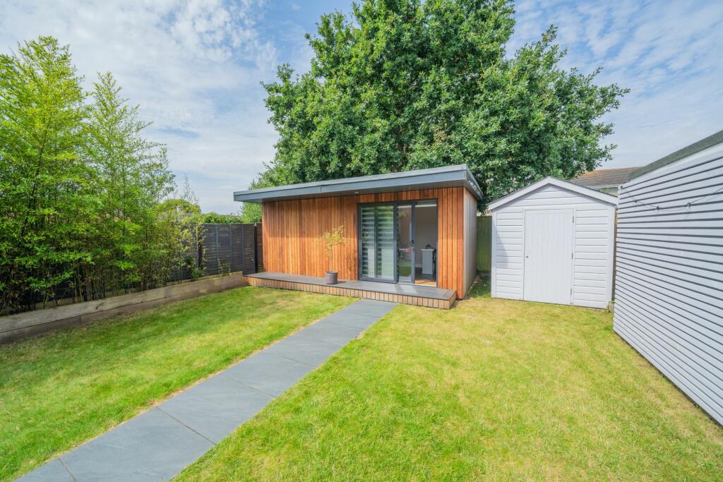 Additional image 27 of Meadowland, Christchurch, BH23