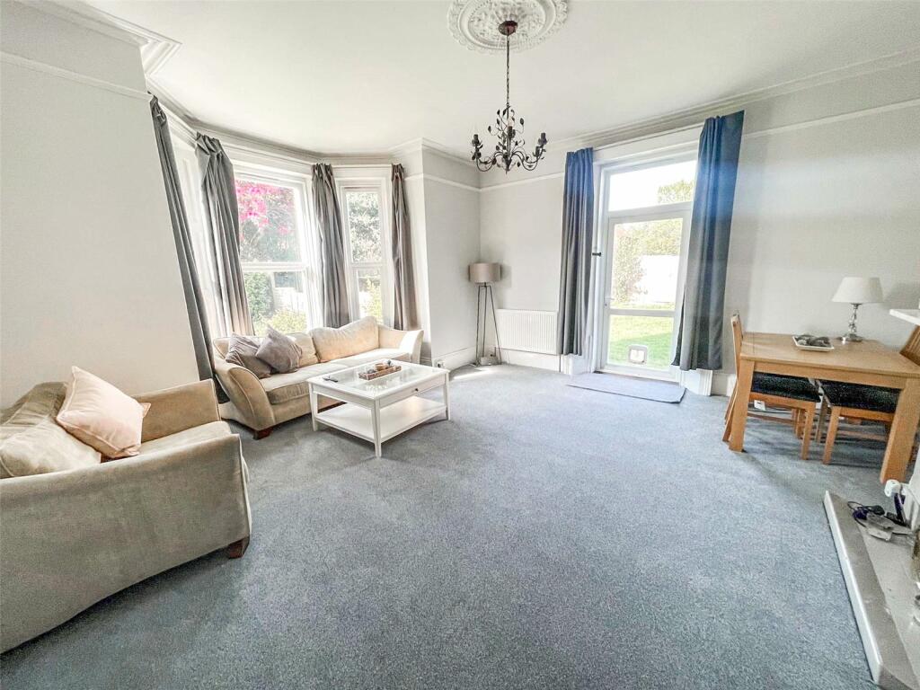 Additional image 2 of 2 Avenue Road, Wimborne, Dorset, BH21